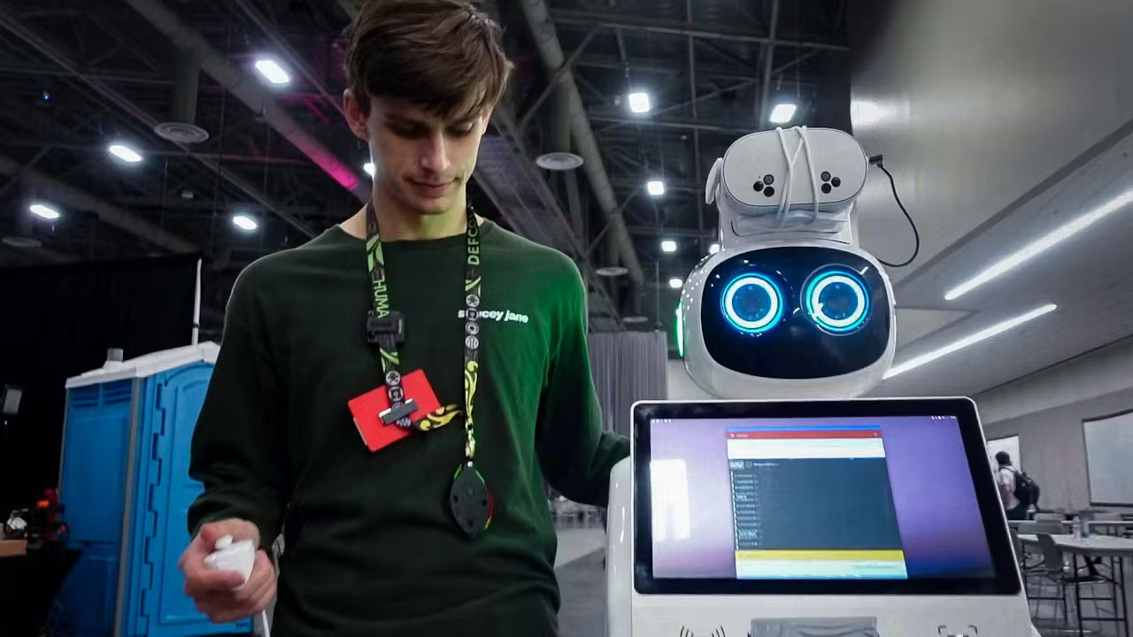 Rosie the Wardriver robot on the conference floor